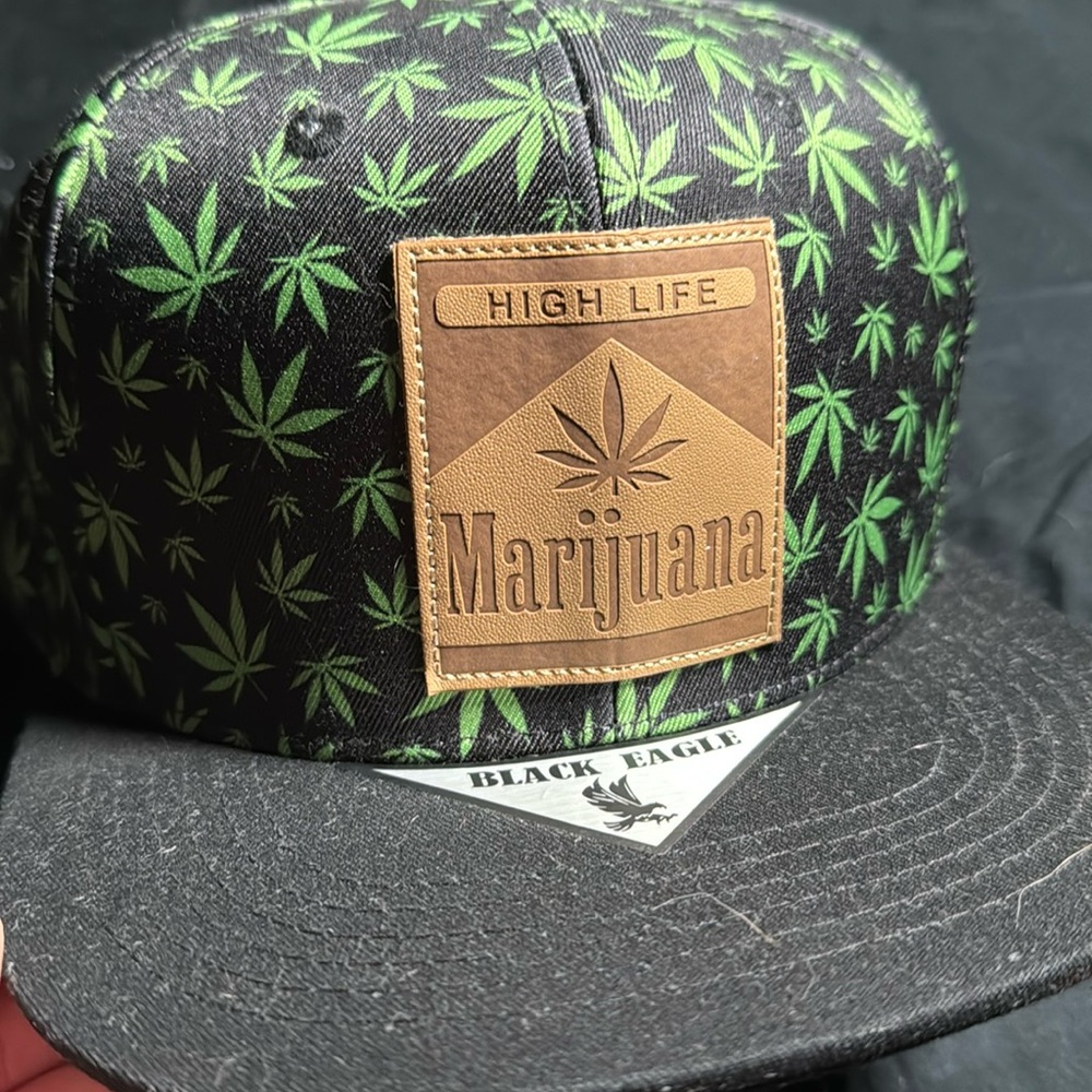 Cannabis hat